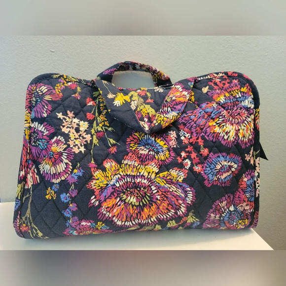 Vera Bradley folding travel bag - Picture 1 of 5